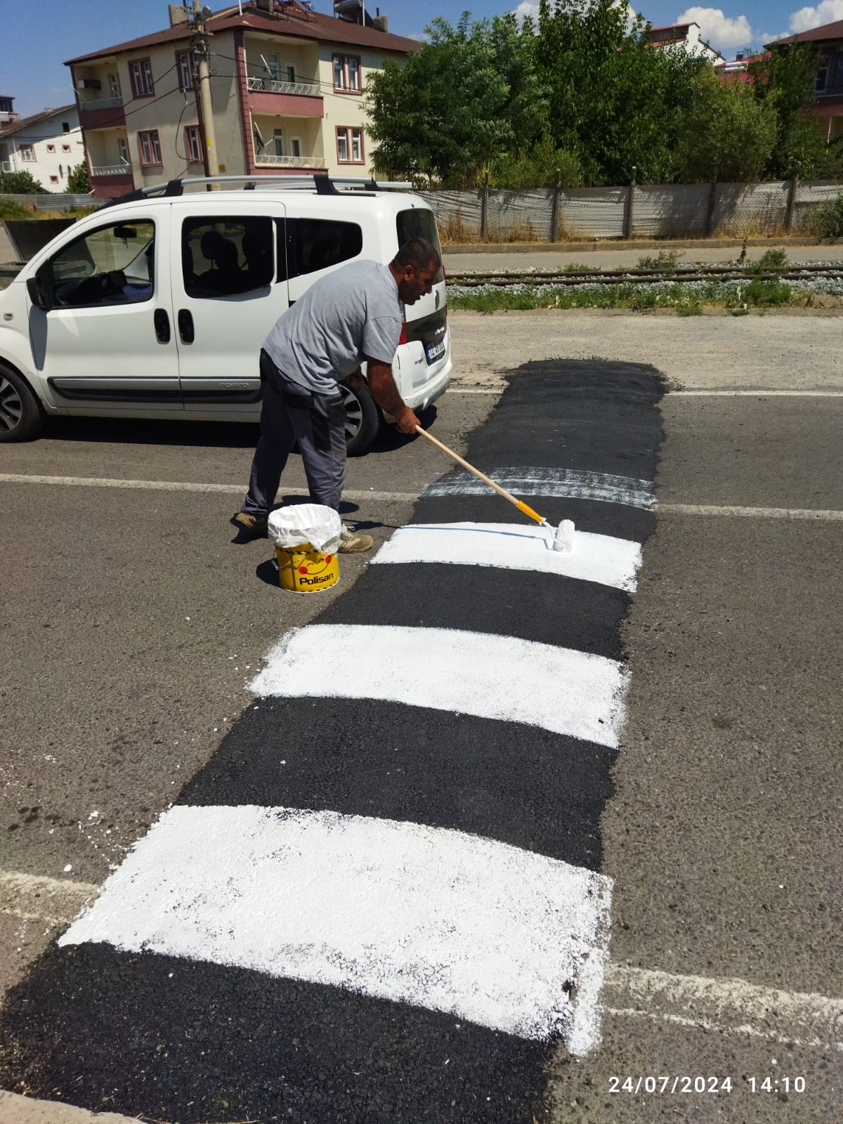 Genç’te Hız Kesici Kasisler Yapıldı